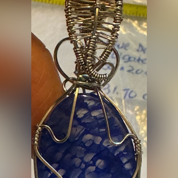 Blue Dragon Vein Agate Pendant with silver wire wrap - Picture 7 of 13